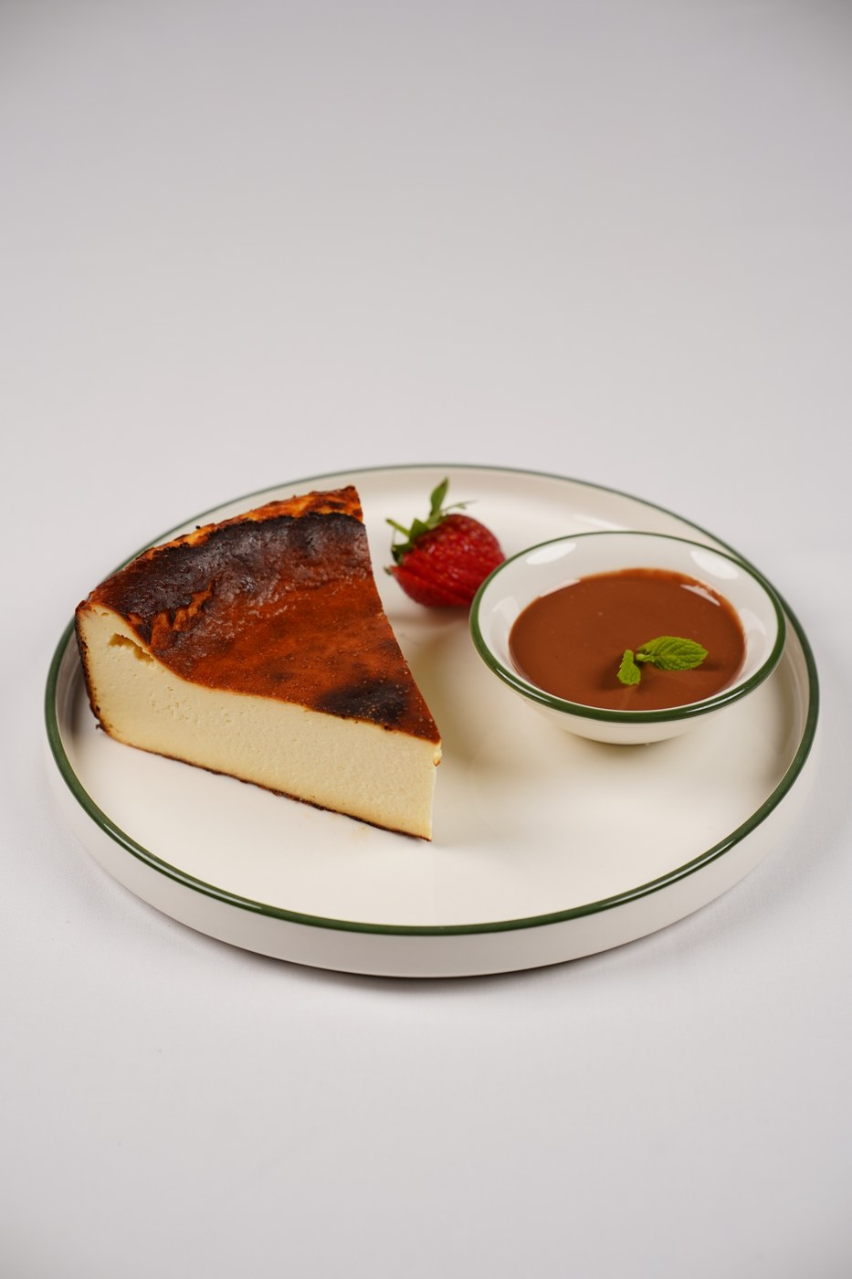 San Sebastian cheesecake